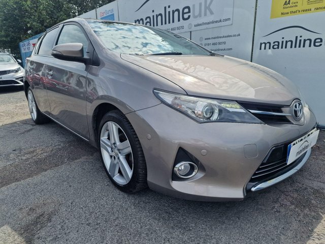 Toyota Auris 1.4 D-4d Excel Euro 5 S S Brown #6
