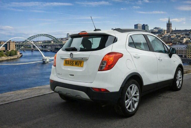 Vauxhall Mokka X 1.6I Active Euro 6 S S White #2