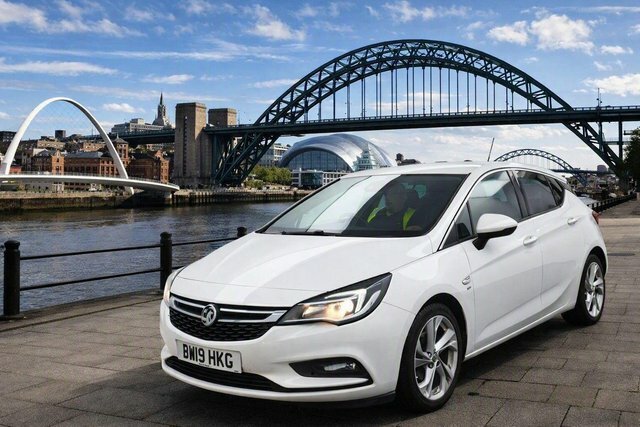 Vauxhall Astra 1.4I Turbo Sri Euro 6 White