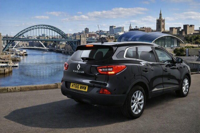 Renault Kadjar 1.6 Dci Dynamique Nav Euro 6 S S Black #2