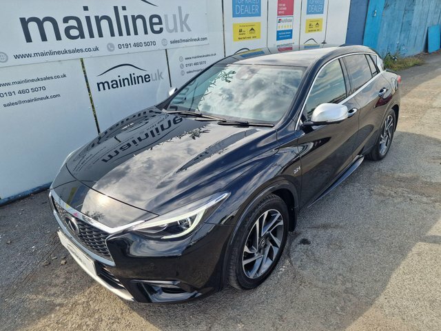 Infiniti Q30 2.2D Premium Dct Awd Euro 6 S S Black #3