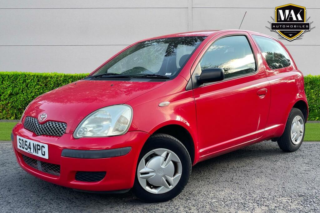Toyota Yaris Vvti T Spirit Silver #2