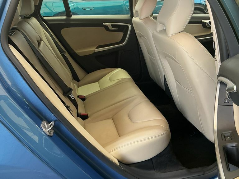 Volvo V60 D3 150 Se Lux Nav Geartronic Blue #5