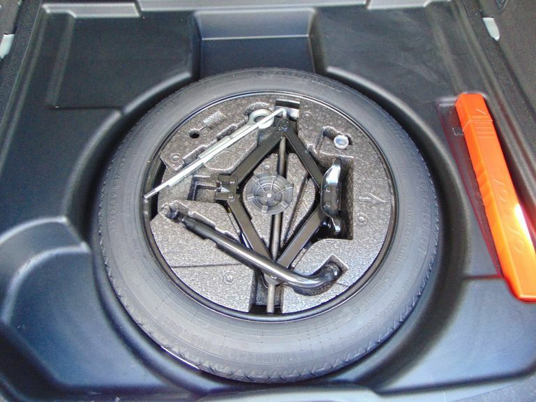 Volvo V60 Vehicle Details Price - 9995 Make Volvo Model V Grey #39