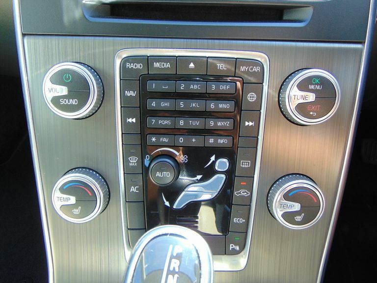 Volvo V60 Vehicle Details Price - 9995 Make Volvo Model V Grey #18