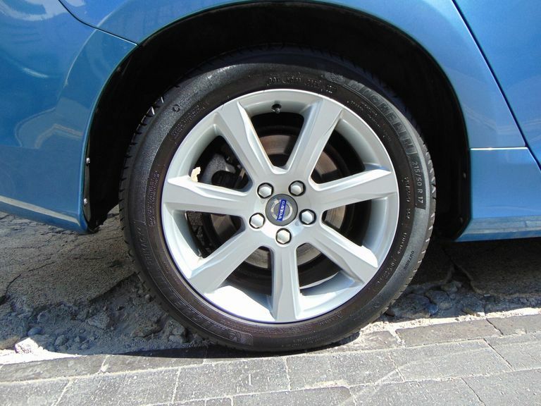 Volvo V60 Vehicle Details Price - 9995 Make Volvo Model V Grey #45