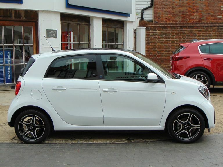 Smart Forfour 60Kw Eq Pulse Premium 17Kwh 22Kwch White #2