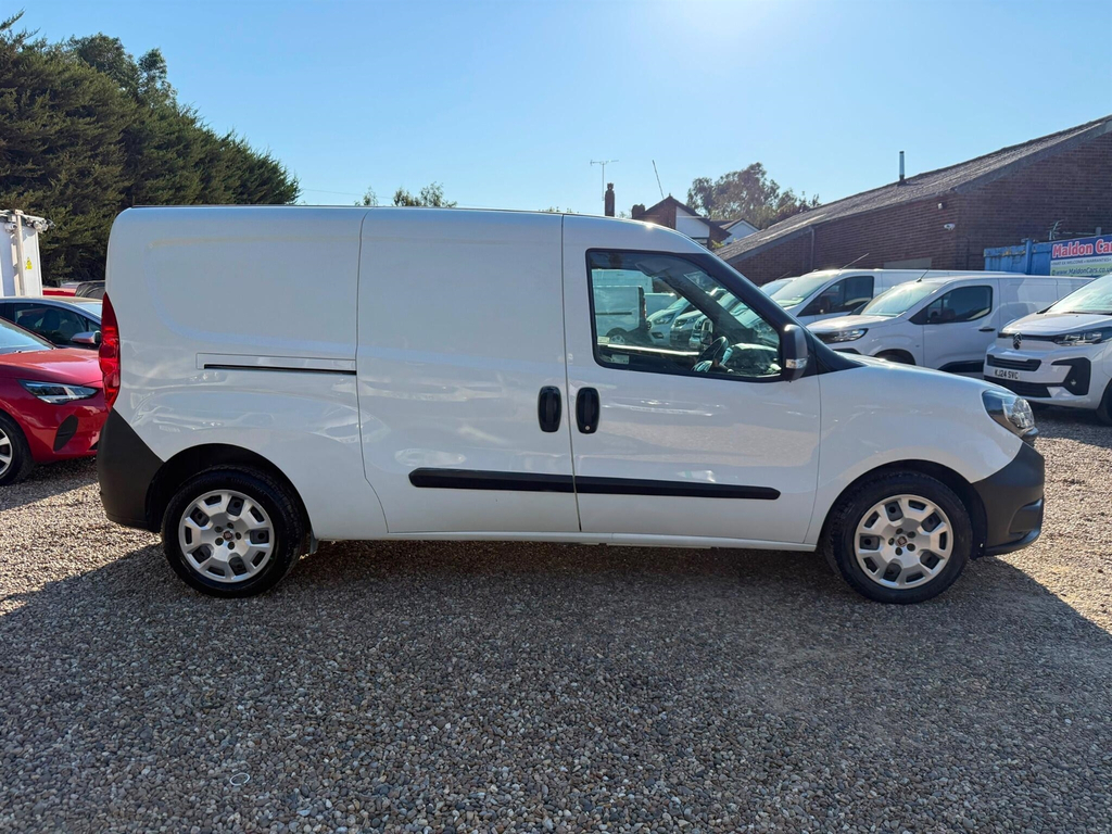 Fiat Doblo 1.3 Multijetii Maxi L2 H1 Euro 6 Ss 6Dr White #6