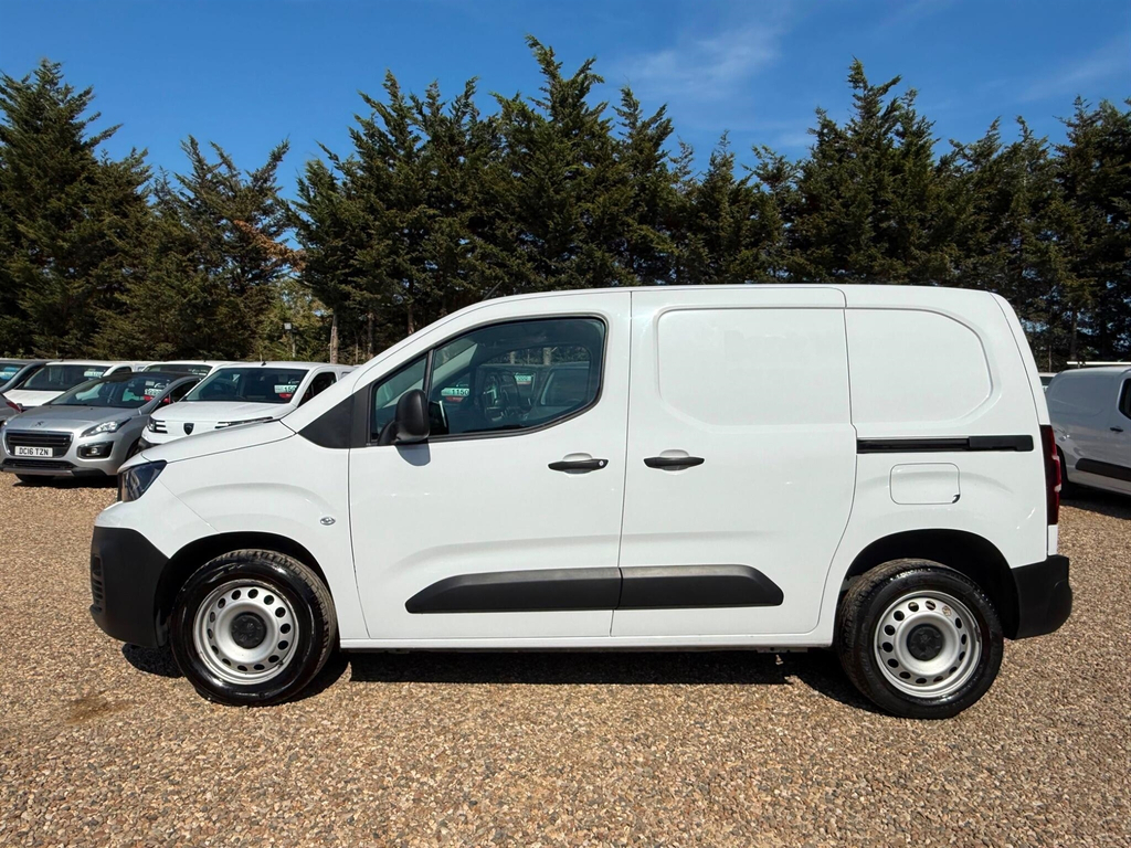 Peugeot Partner 1.5 Bluehdi 1000 Professional Premium Standard P White #2