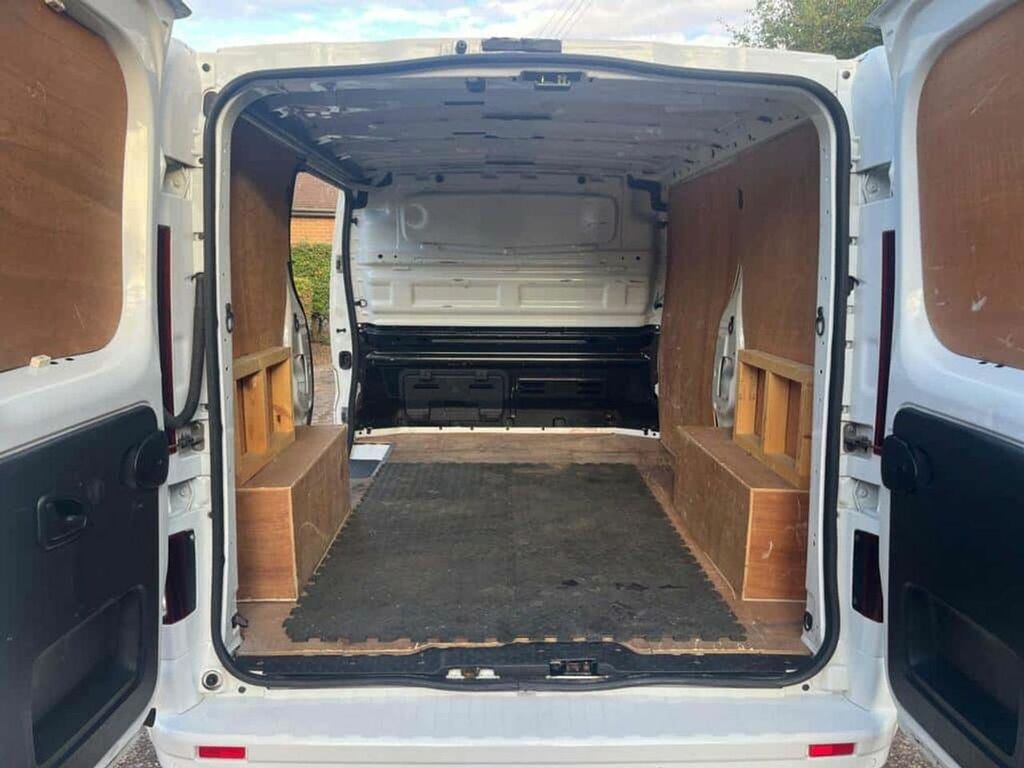 Vauxhall Vivaro 1.6 L1h1 2700 Sportive Grey #16