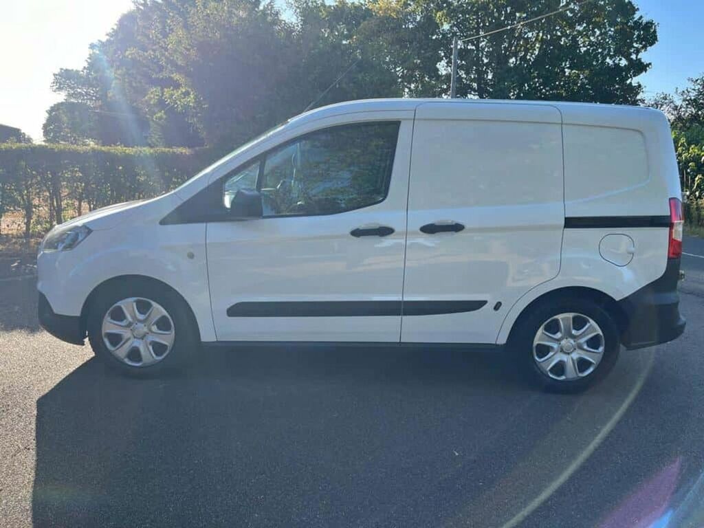 Ford Transit Courier Mpv White #6