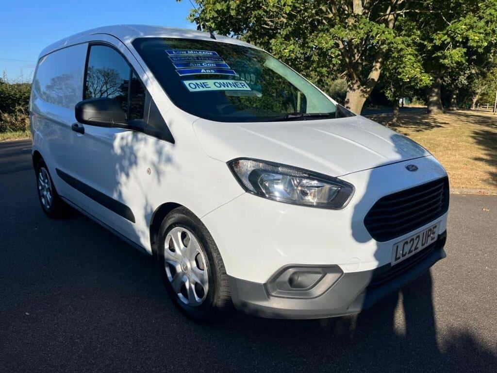 Ford Transit Courier Mpv White #3
