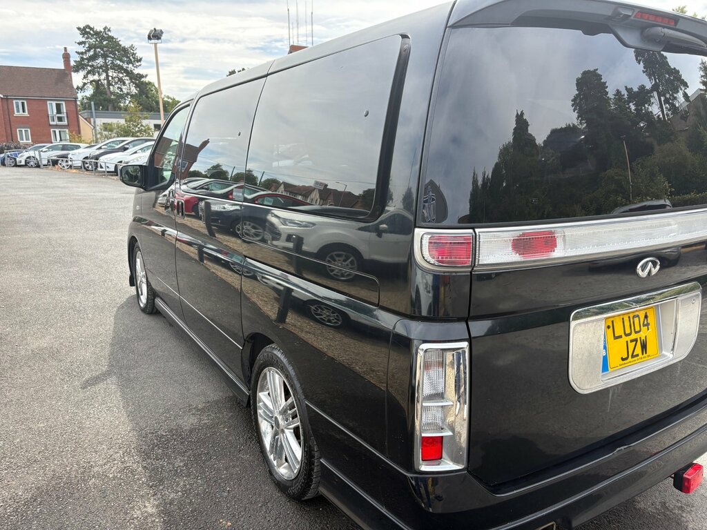 Nissan Elgrand Mpv Black #4