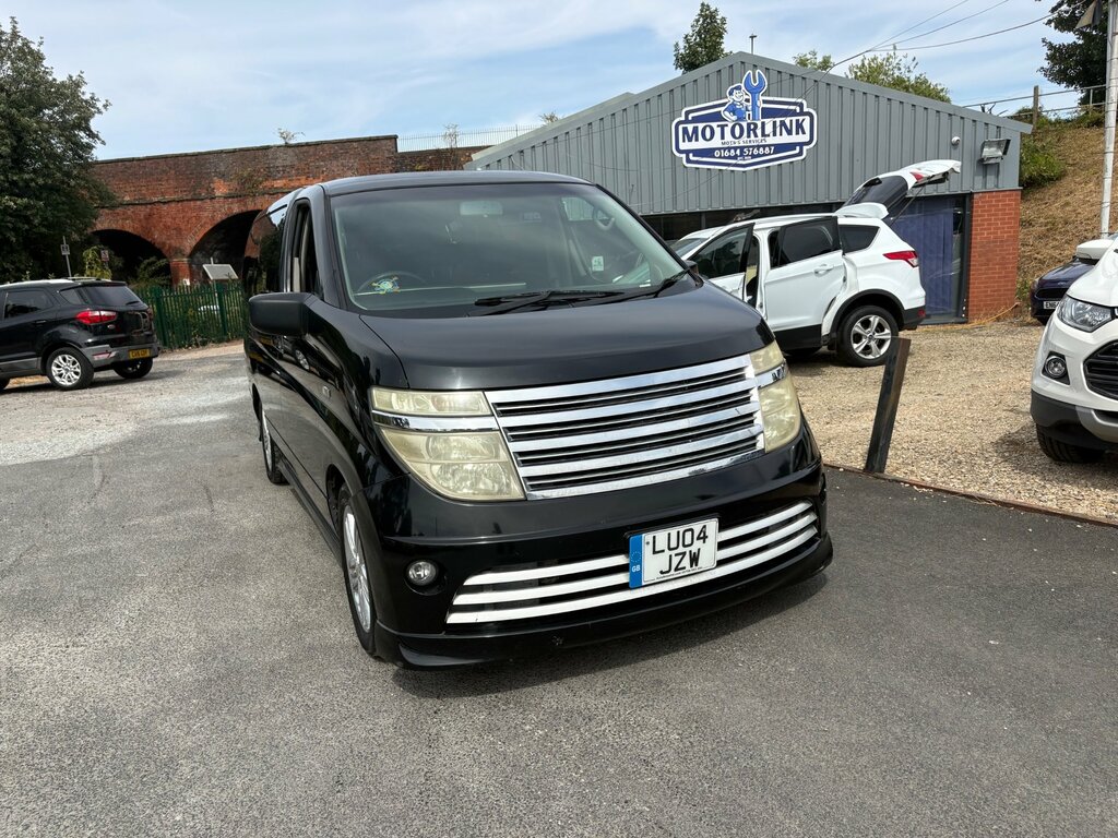Nissan Elgrand Mpv Black