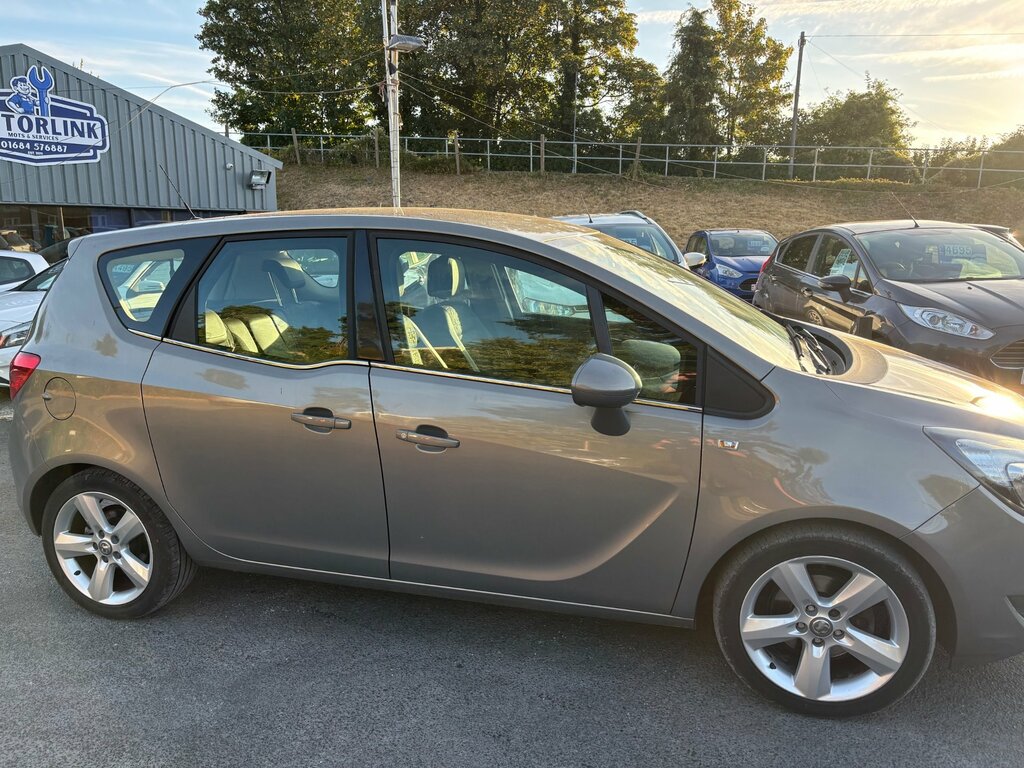Vauxhall Meriva 1.4I Tech Line Mpv Euro 6 100 P Brown #2