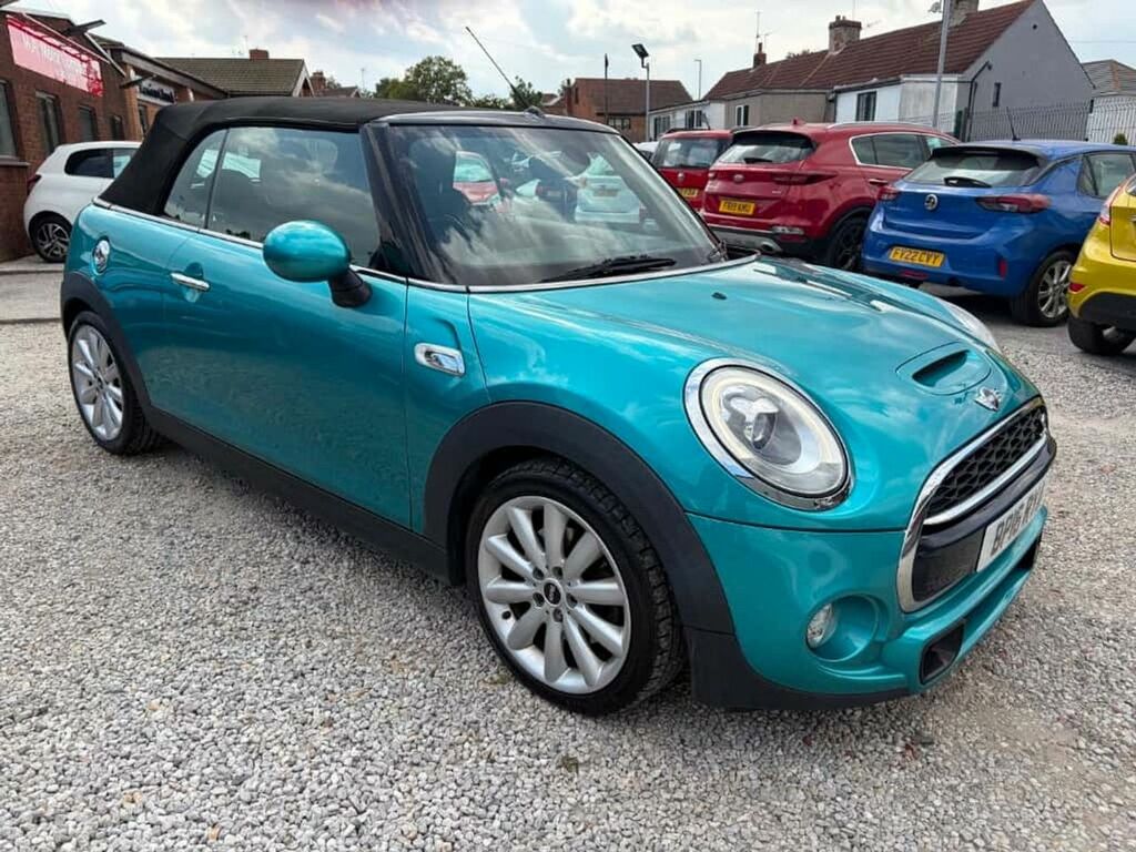 Mini Convertible Cooper S Blue