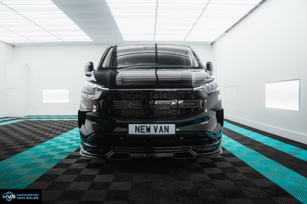 Ford Transit Custom 2L Limited Black #4