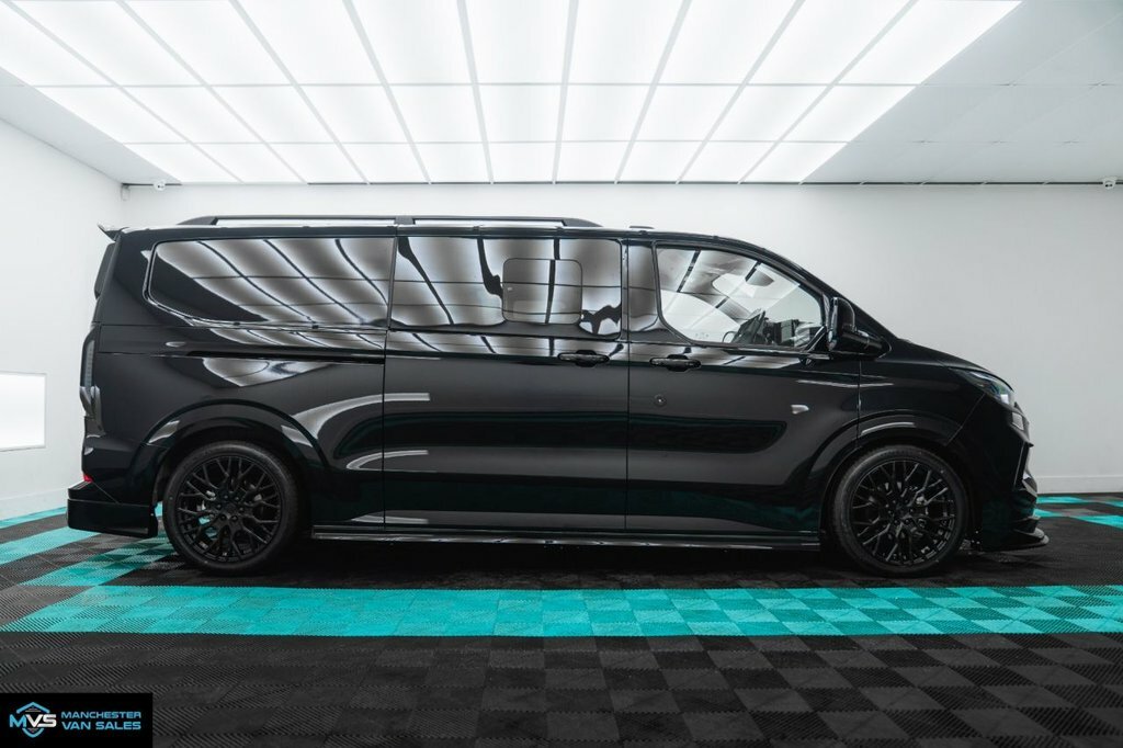 Ford Transit Custom 2L Limited Black #3