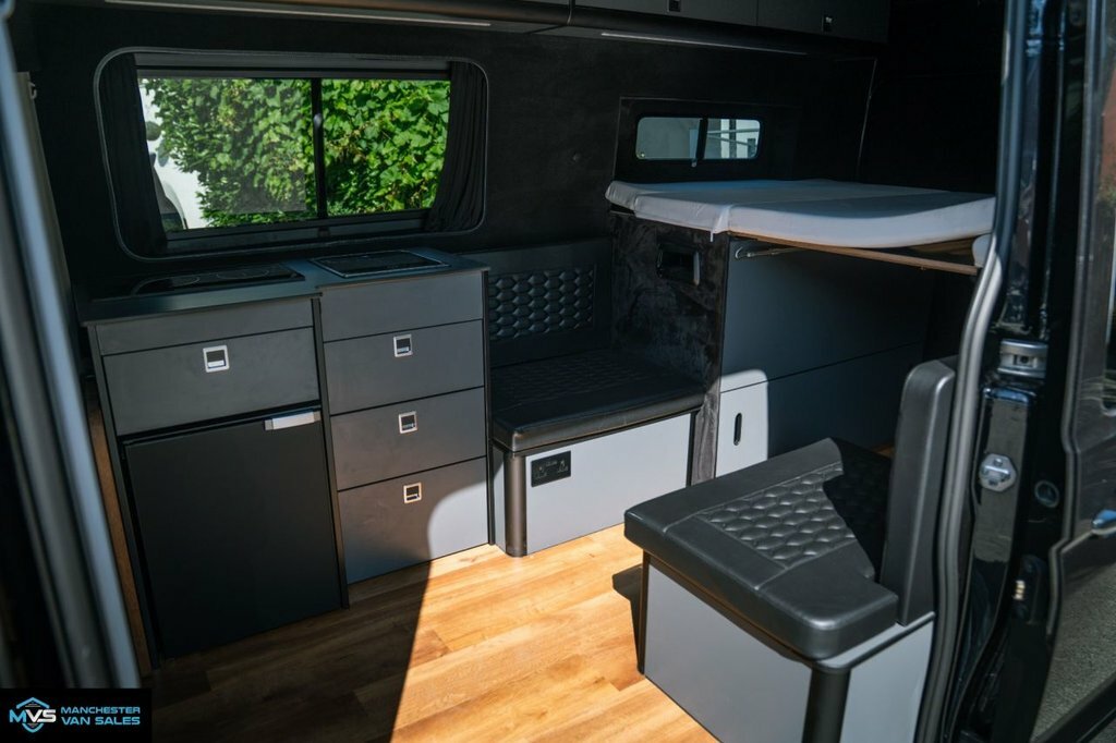Volkswagen Crafter 2L Trendline Black #4