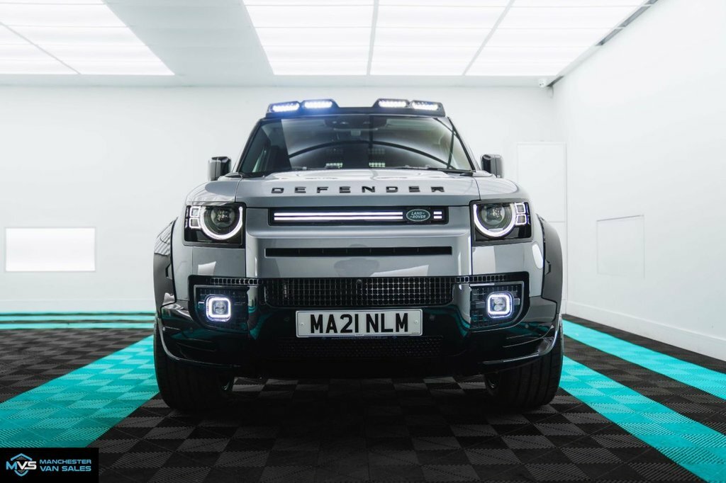 Land Rover Defender 3L Se Grey #3