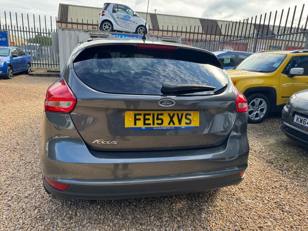 Ford Focus 1.0T Ecoboost Zetec Euro 6 Ss Red #8