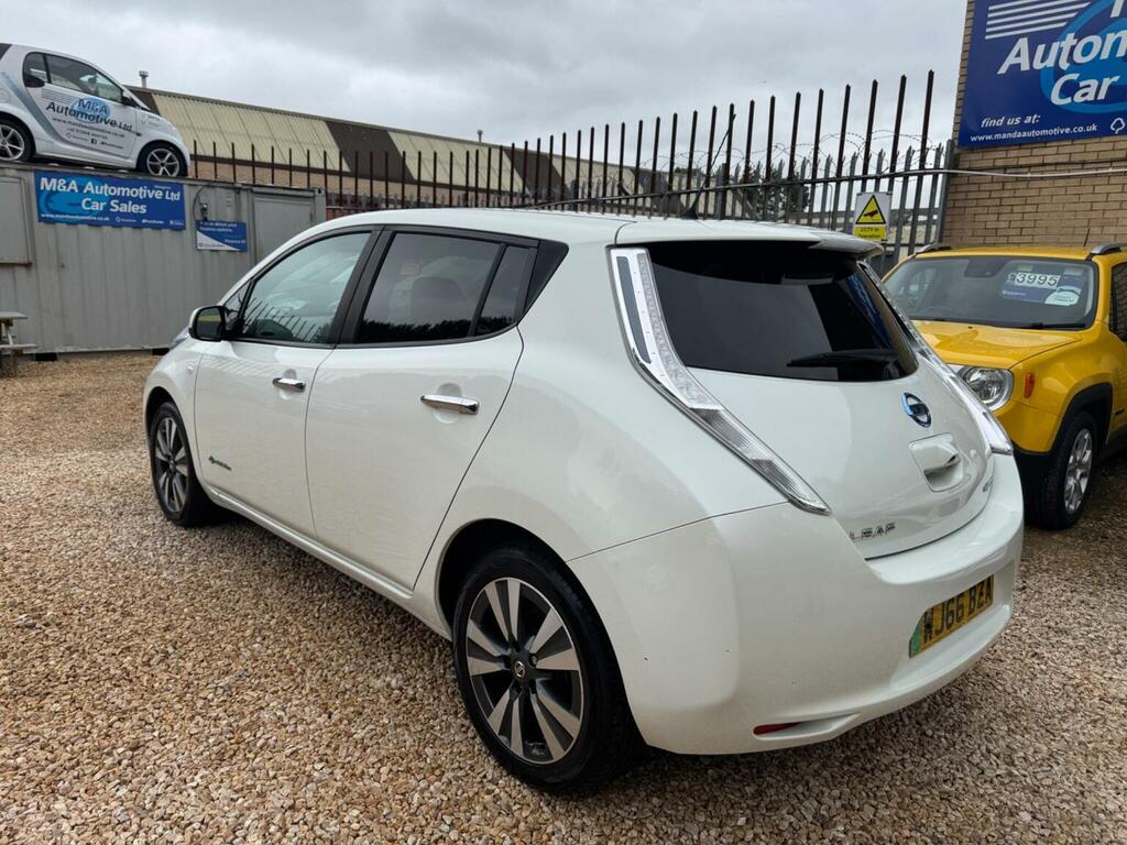 Nissan Leaf Hatchback 30Kwh Tekna 201666 White #5