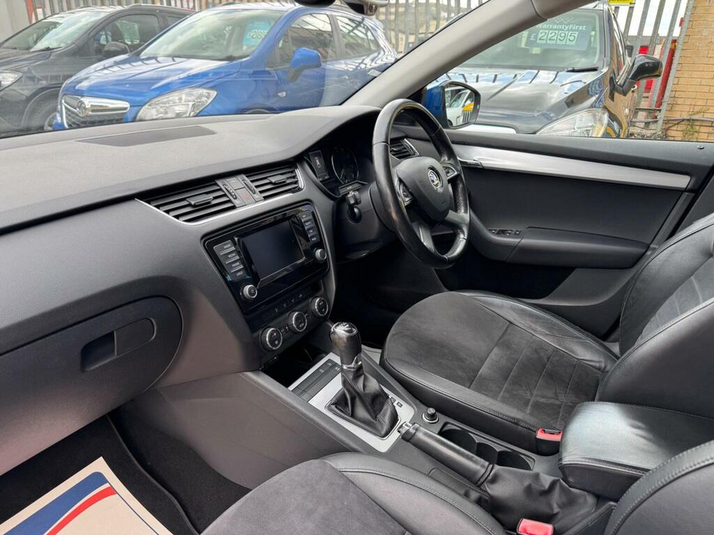 Skoda Octavia 1.6 Tdi Se 4Wd Euro 5 Ss Silver #9