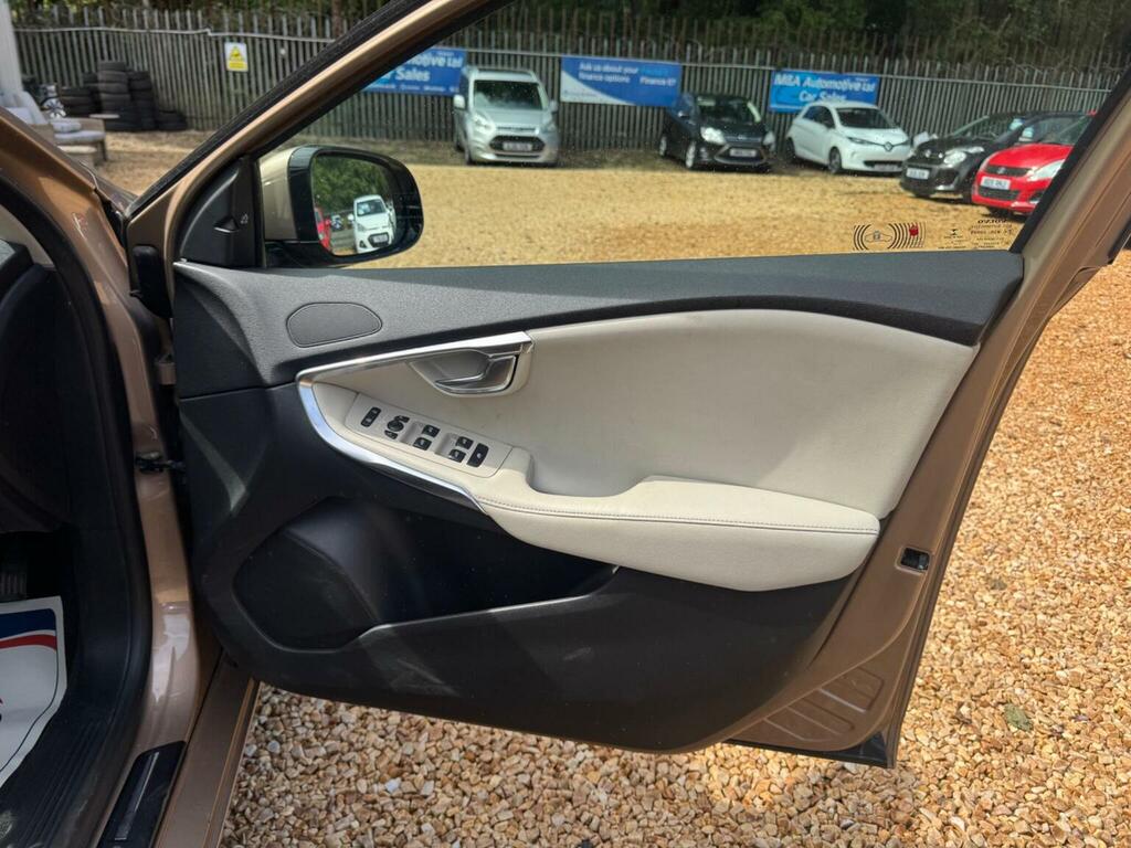 Volvo V40 2.0 D3 Se Lux Geartronic Euro 5 Ss Blue #16