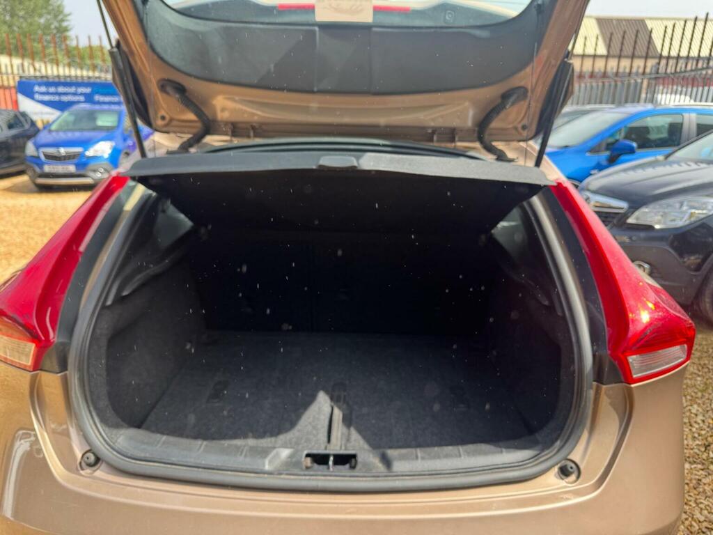 Volvo V40 2.0 D3 Se Lux Geartronic Euro 5 Ss Blue #17