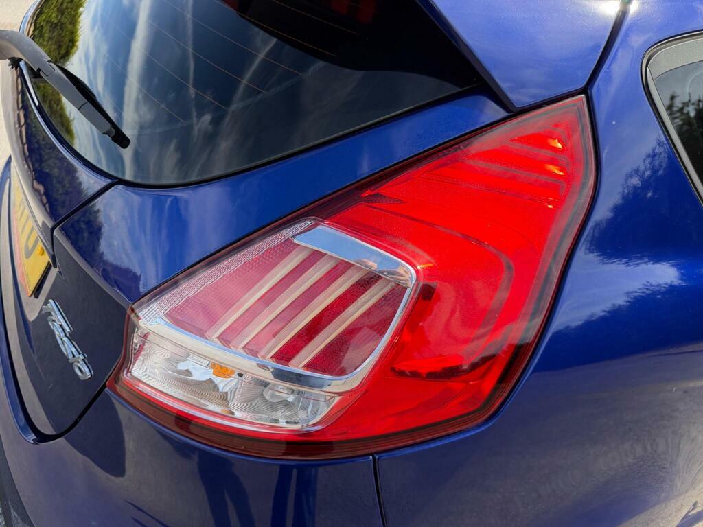 Ford Fiesta 1.0T Ecoboost St-line Hatchback Black #36