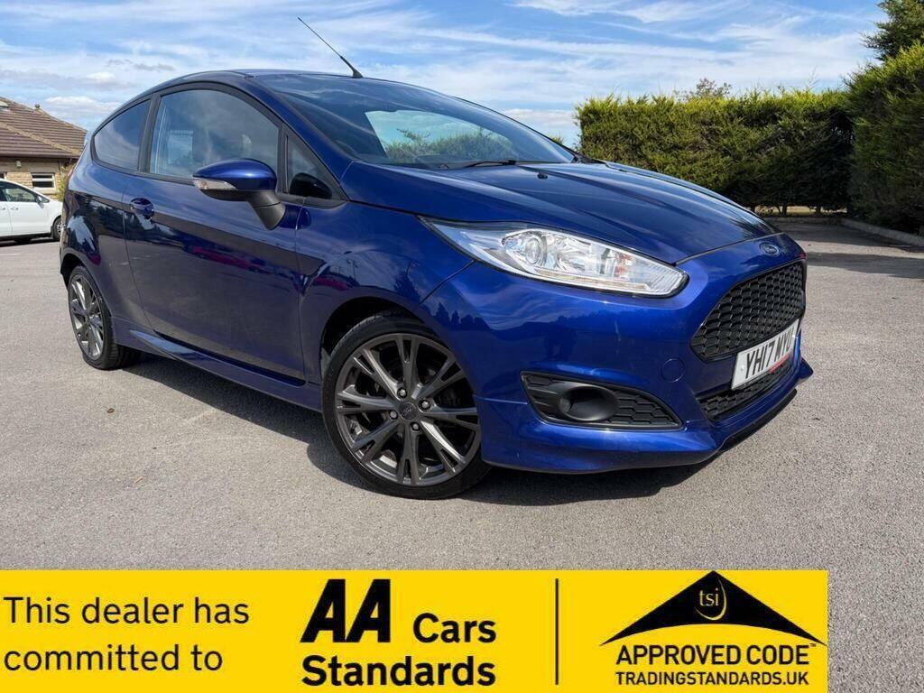 Ford Fiesta 1.0T Ecoboost St-line Hatchback Black #1