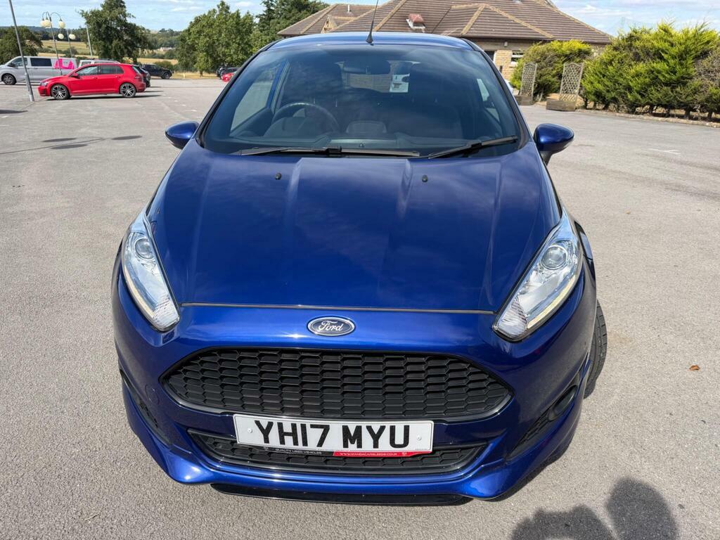 Ford Fiesta 1.0T Ecoboost St-line Hatchback Black #2