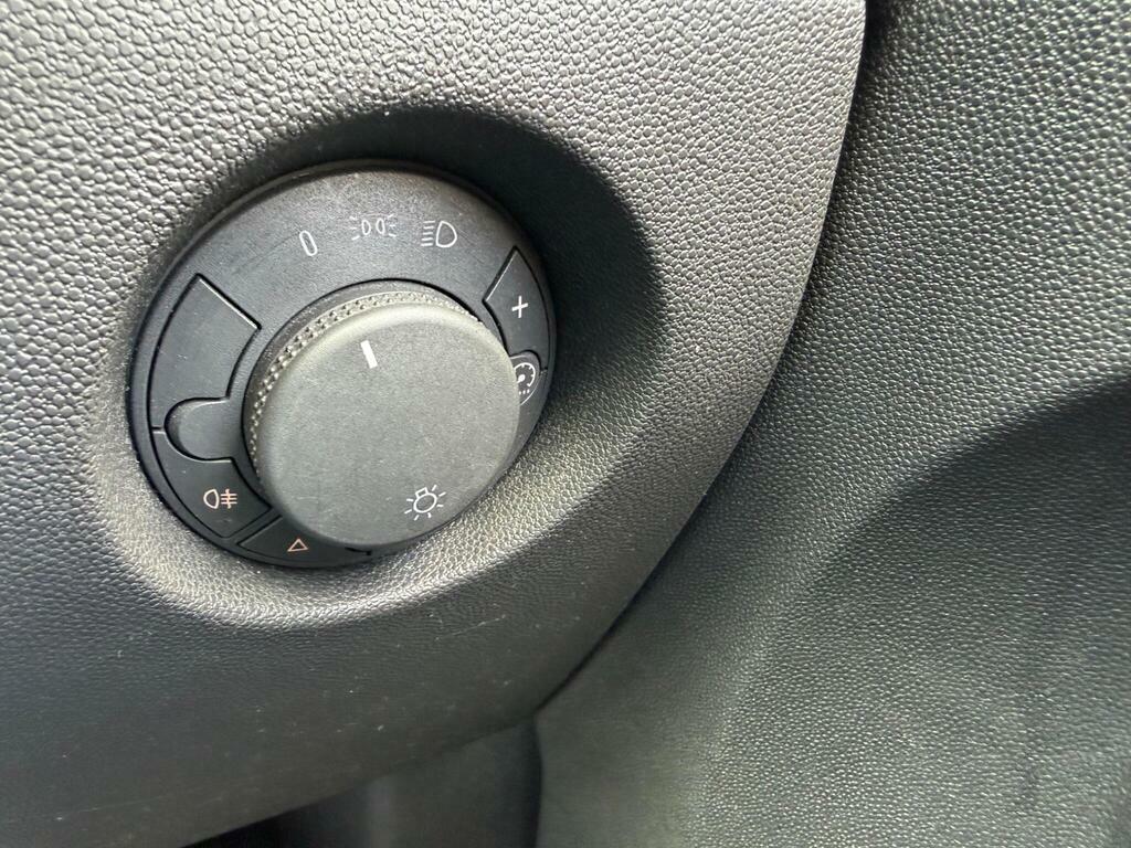 Vauxhall Corsa 2007 Vauxhall Corsanbsp1.2i 16V Club Blue #22