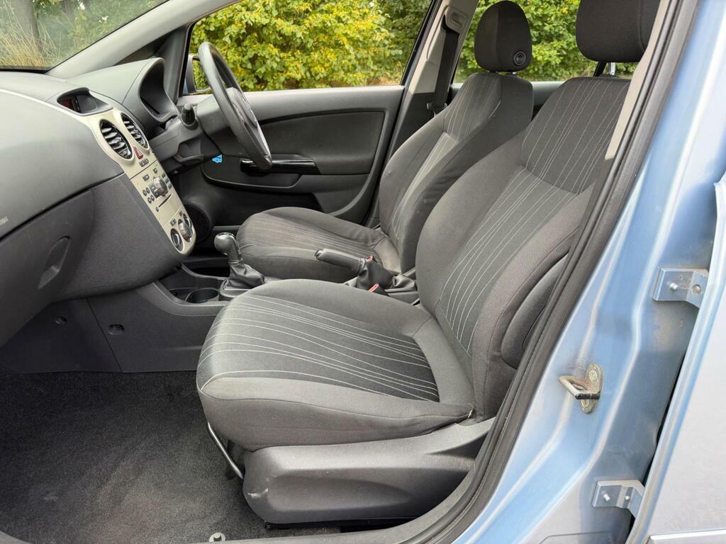 Vauxhall Corsa 2007 Vauxhall Corsanbsp1.2i 16V Club Blue #37