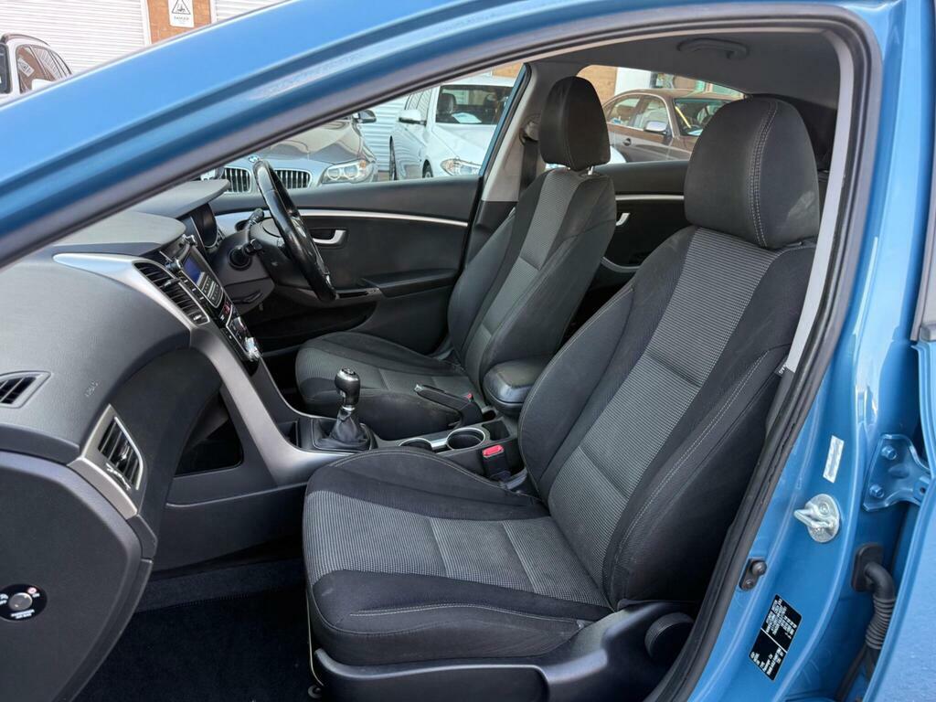 Hyundai I30 1.4 Classic 98 Bhp 1 Former Keeper Silver #11