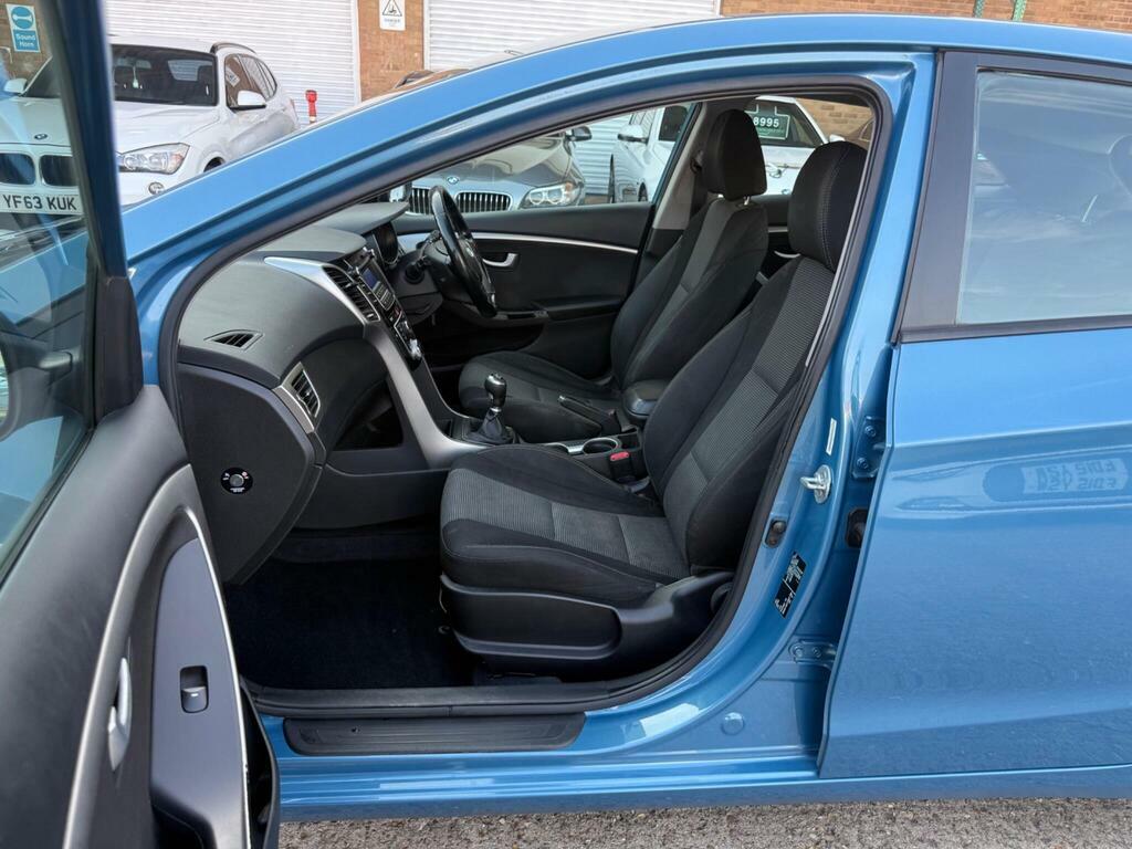 Hyundai I30 1.4 Classic 98 Bhp 1 Former Keeper Silver #12