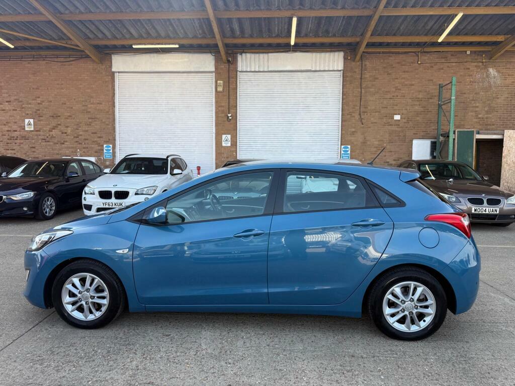 Hyundai I30 1.4 Classic 98 Bhp 1 Former Keeper Silver #7