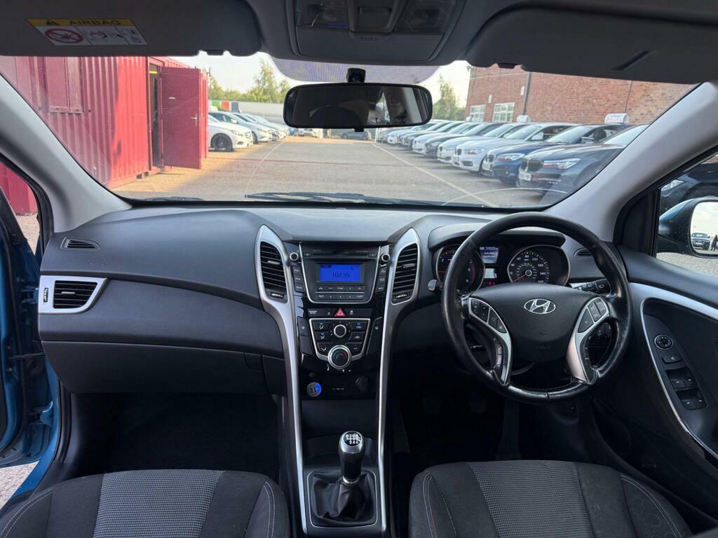 Hyundai I30 1.4 Classic 98 Bhp 1 Former Keeper Silver #14