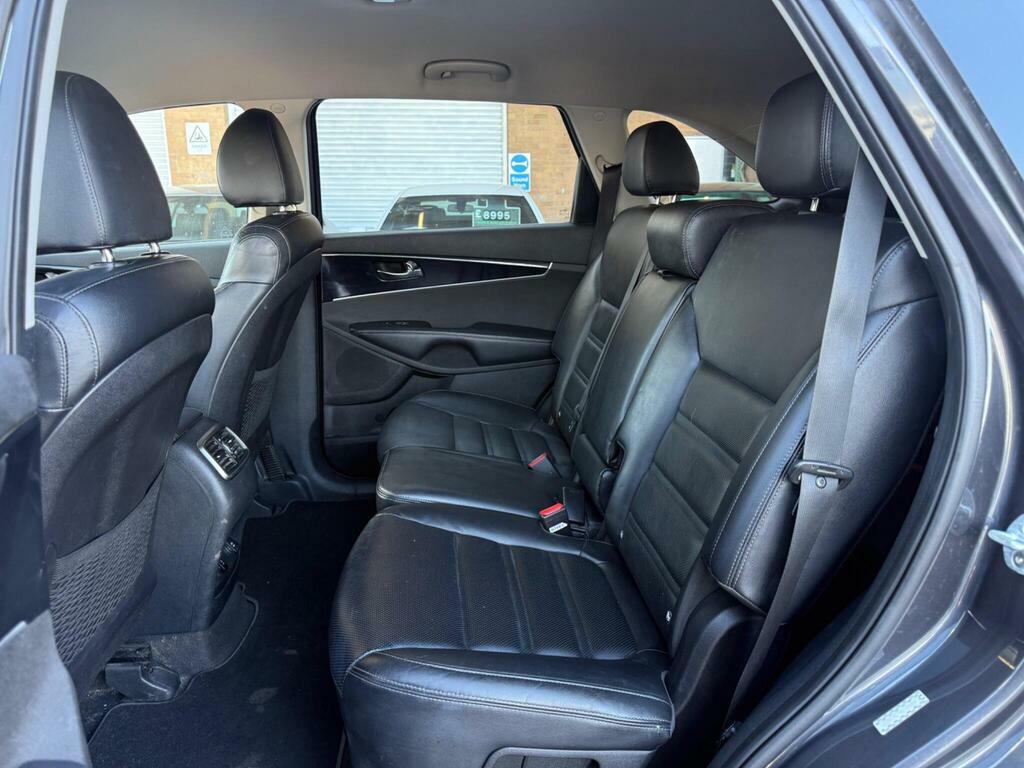 Kia Sorento 2.2 Crdi Kx-2 Suv Awd Euro 6 S S Grey #15