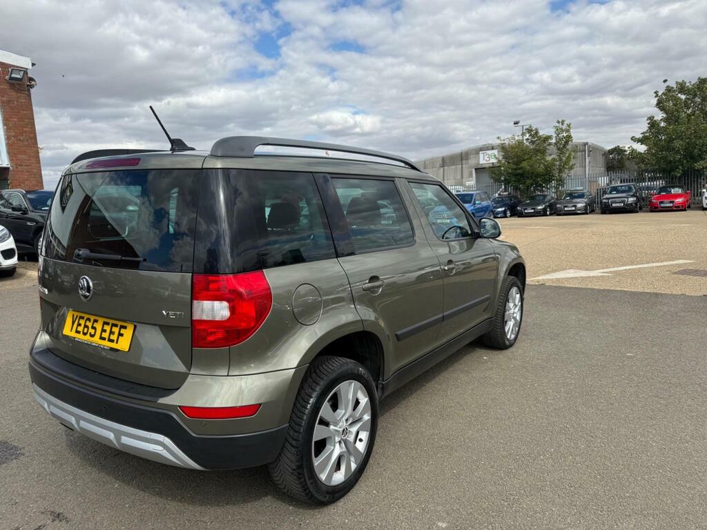 Skoda Yeti 2.0 Tdi Se L Outdoor Euro 6 S S Green #4