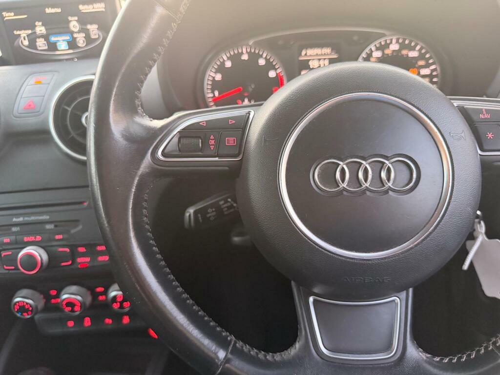 Audi A1 1.4 Tfsi Sport Sportback Euro 5 Red #21