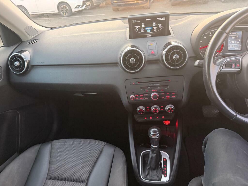 Audi A1 1.4 Tfsi Sport Sportback Euro 5 Red #14