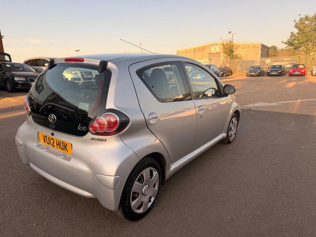 Toyota Aygo 1.0 Vvt-i Ice Euro 5 Silver #4