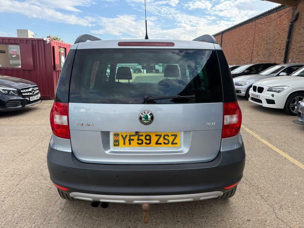 Skoda Yeti 2.0 Tdi S Suv 4Wd Euro 5 110 Ps White #9