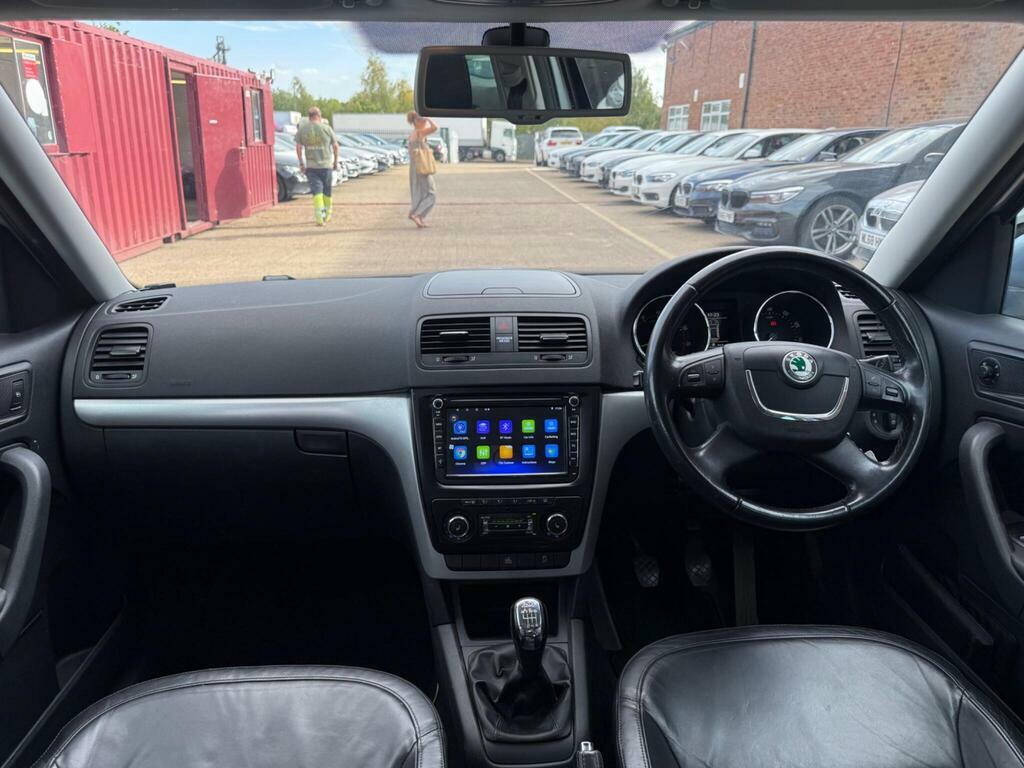 Skoda Yeti 2.0 Tdi S Suv 4Wd Euro 5 110 Ps White #16