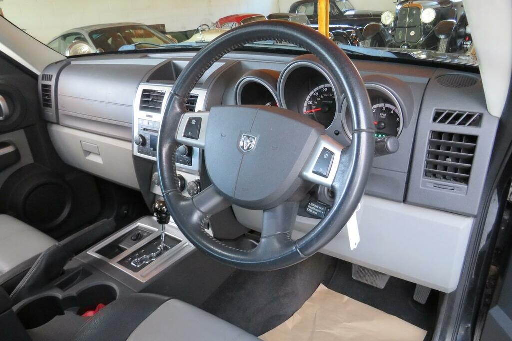 Dodge Nitro 2.8 Crd Sxt LV09AEC Black #3