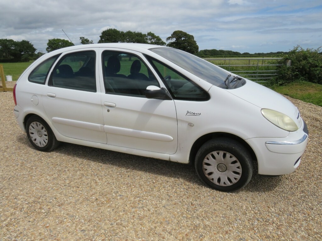 Citroen Xsara Picasso 2.0I 16V Desire White