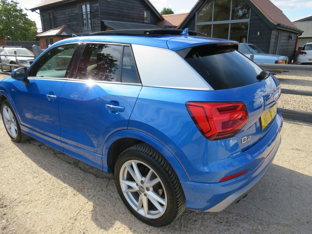 Audi Q2 1.6 Tdi Sport S Tronic Euro 6 S S Red #7
