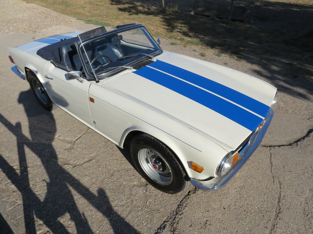 Triumph TR6 Restored WKY716K White #3