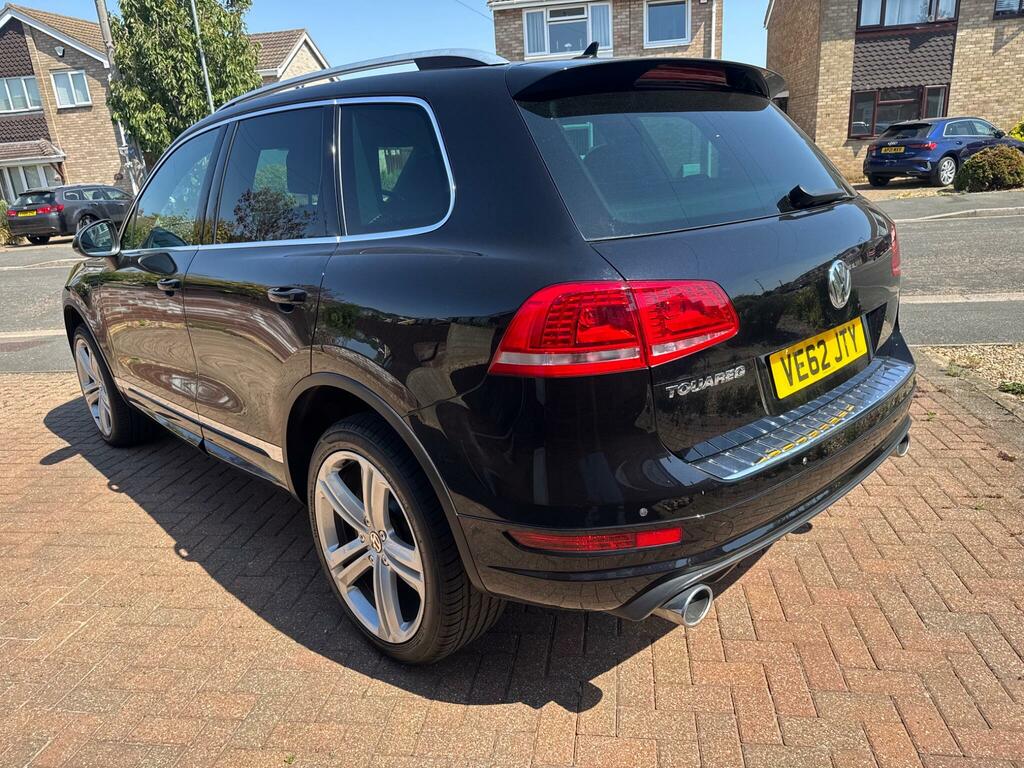 Volkswagen Touareg Altitude Black #2